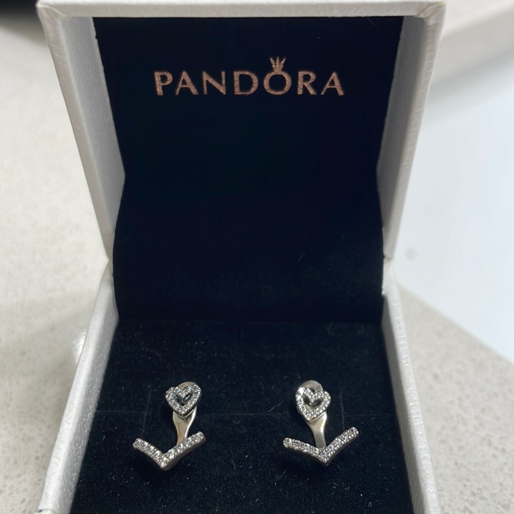 Pandora brand new sterling silver heart and arrow floating earring